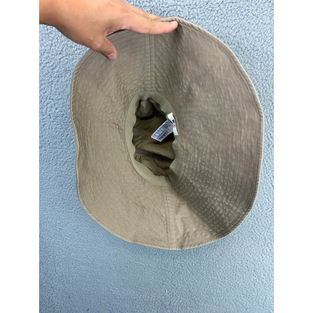 Uniqlo C UV Protection Wide Brim Sun Hat Womens OSFA Beige Beach Minimalist